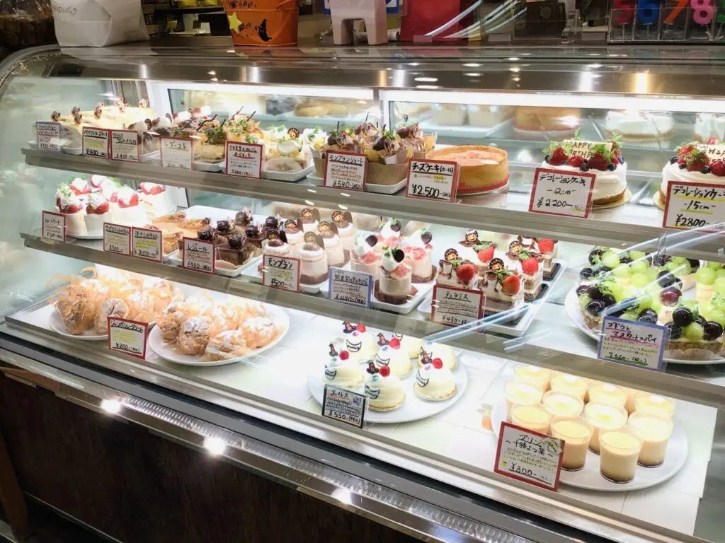琉球舞踊　三義フェイスケーキ　ナチュラル６個セットお買い得 楽天市場】【送料無料】スイーツセット 2516-01 |お返し 2000円